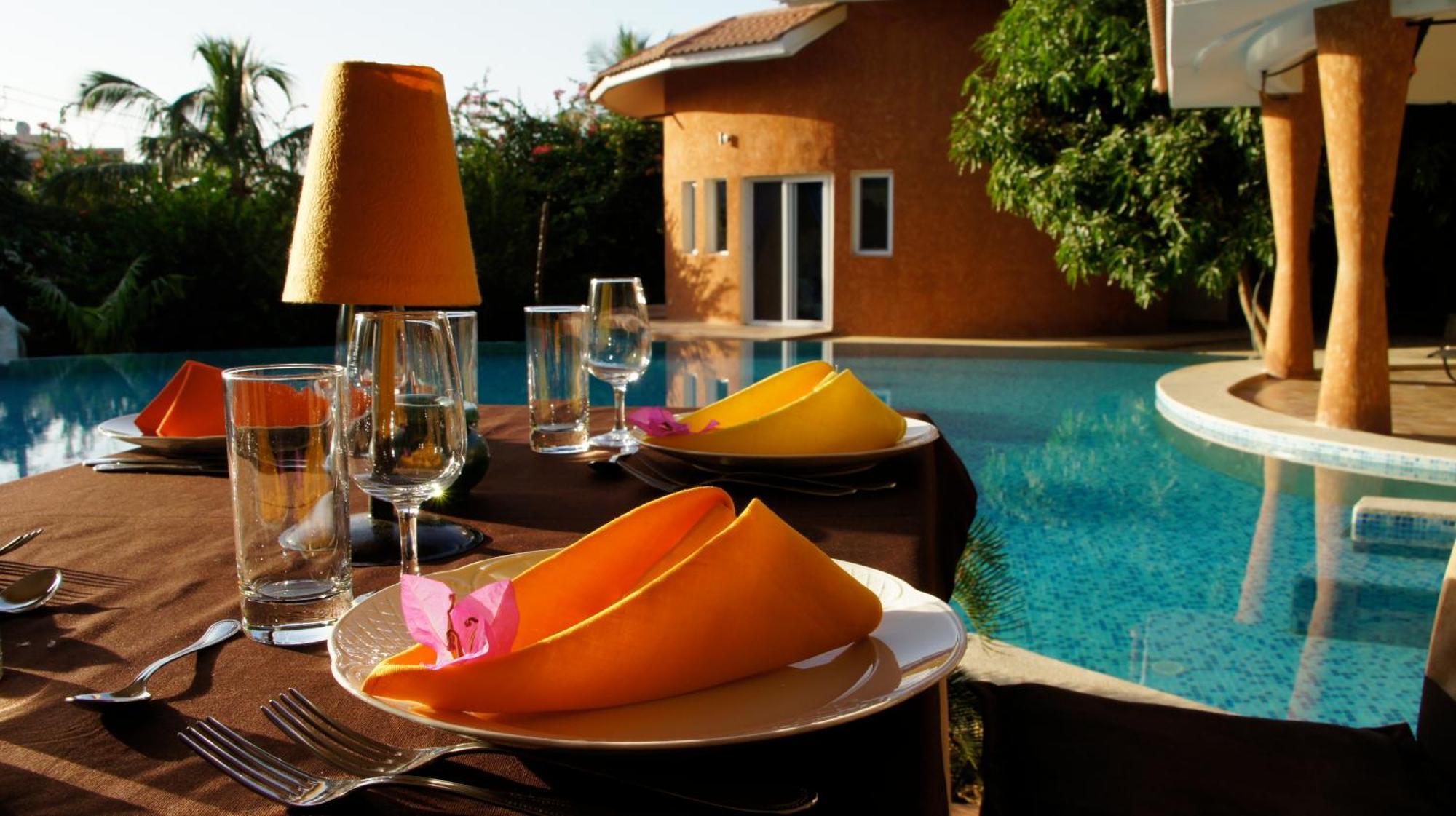Hotel Le Clos Des Papillons Saly Portudal Exterior foto