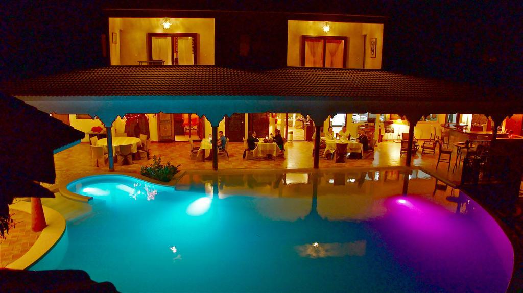 Hotel Le Clos Des Papillons Saly Portudal Exterior foto