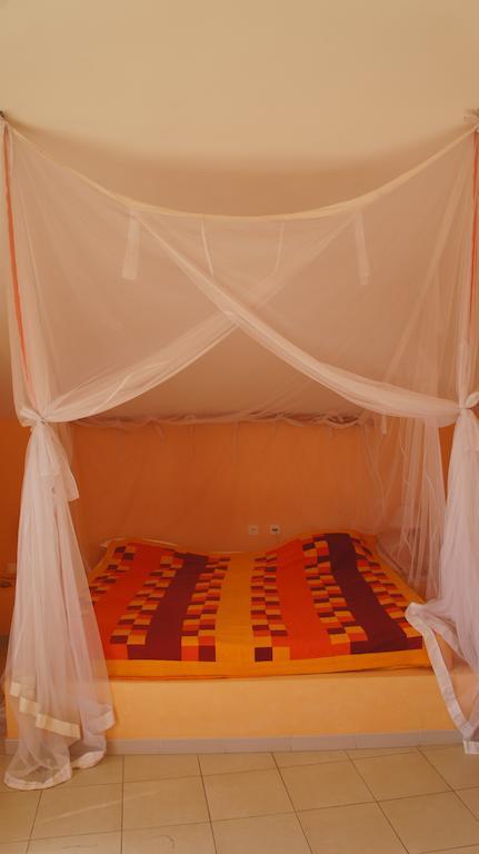 Hotel Le Clos Des Papillons Saly Portudal Quarto foto